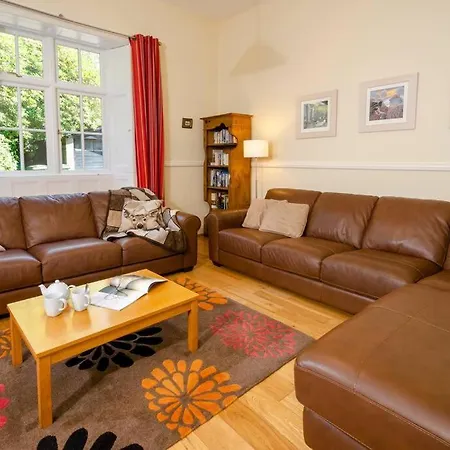 The Parsonage, Σπίτι διακοπών